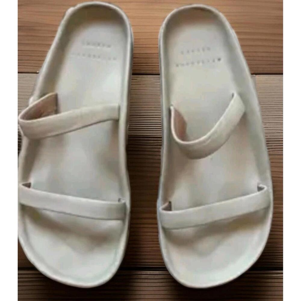 Lauren Manoogian sandals EU 37/US 6.5 shoes band beige leather travel summer